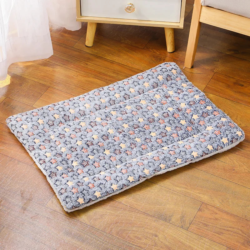 SnugglePaw™ Luxury Pet Blanket Bed – Soft Flannel Sleeping Mat for Dogs & Cats