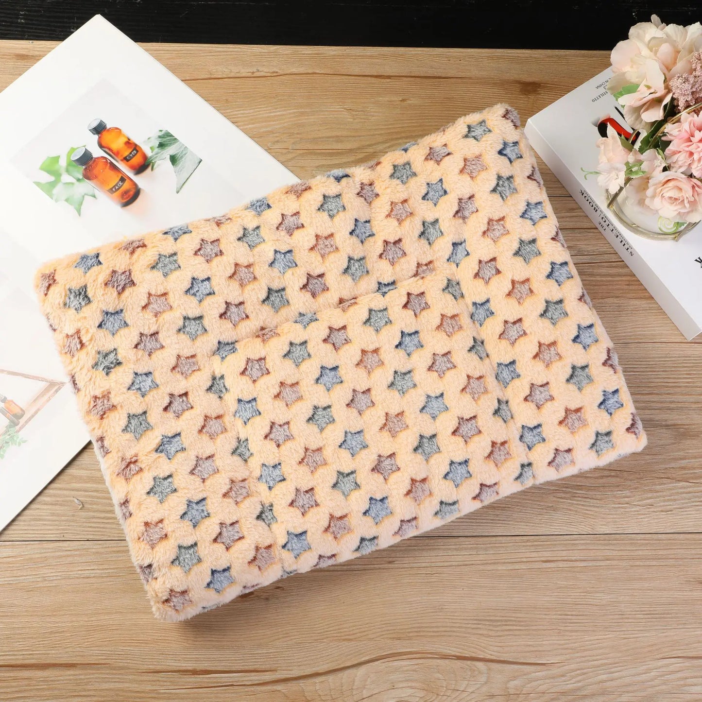 SnugglePaw™ Luxury Pet Blanket Bed – Soft Flannel Sleeping Mat for Dogs & Cats